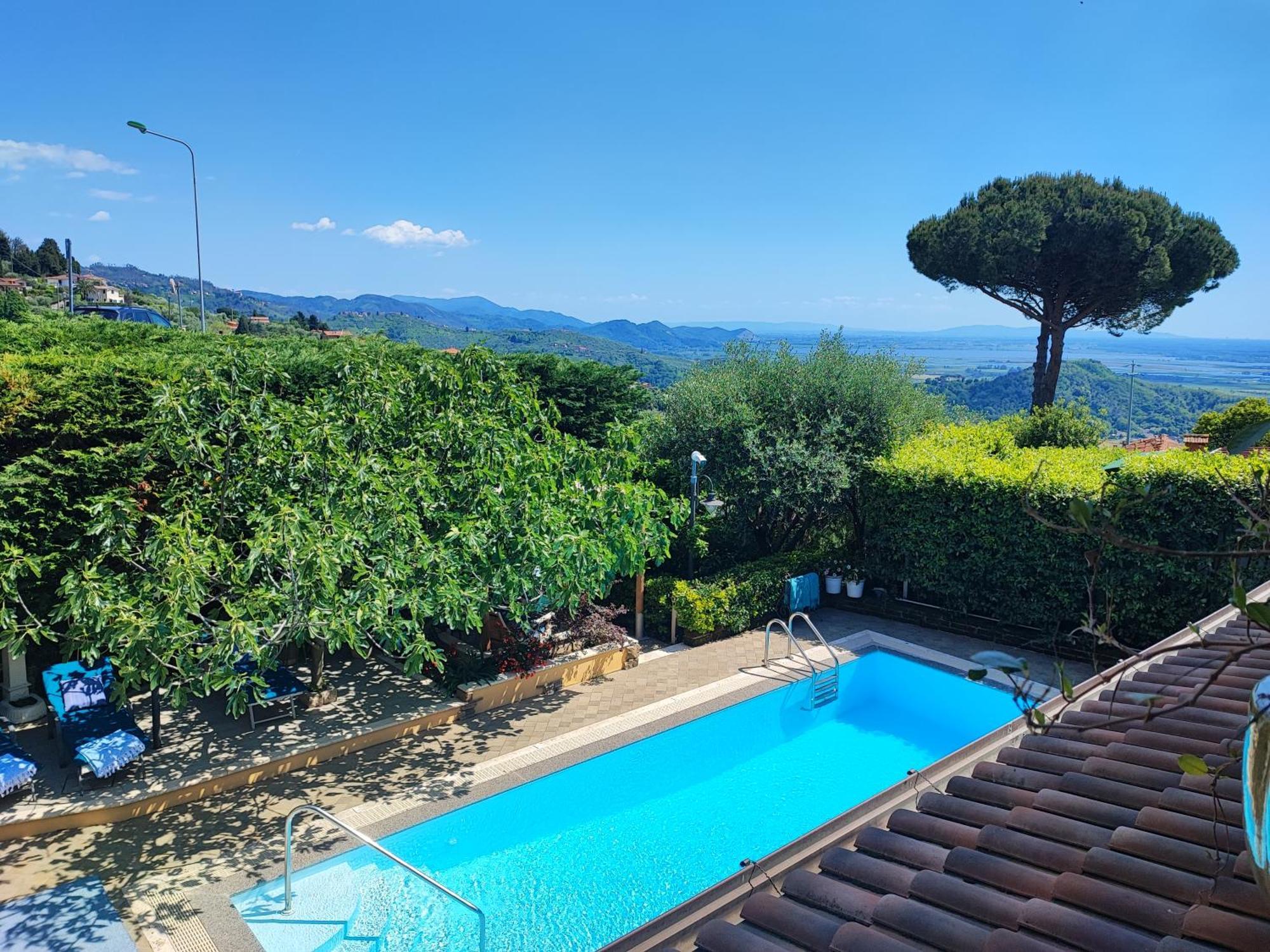 Villa Capo Corso Corsanico-Bargecchia Luaran gambar